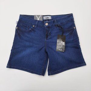 NWT Women's Denim Shorts Size 29
